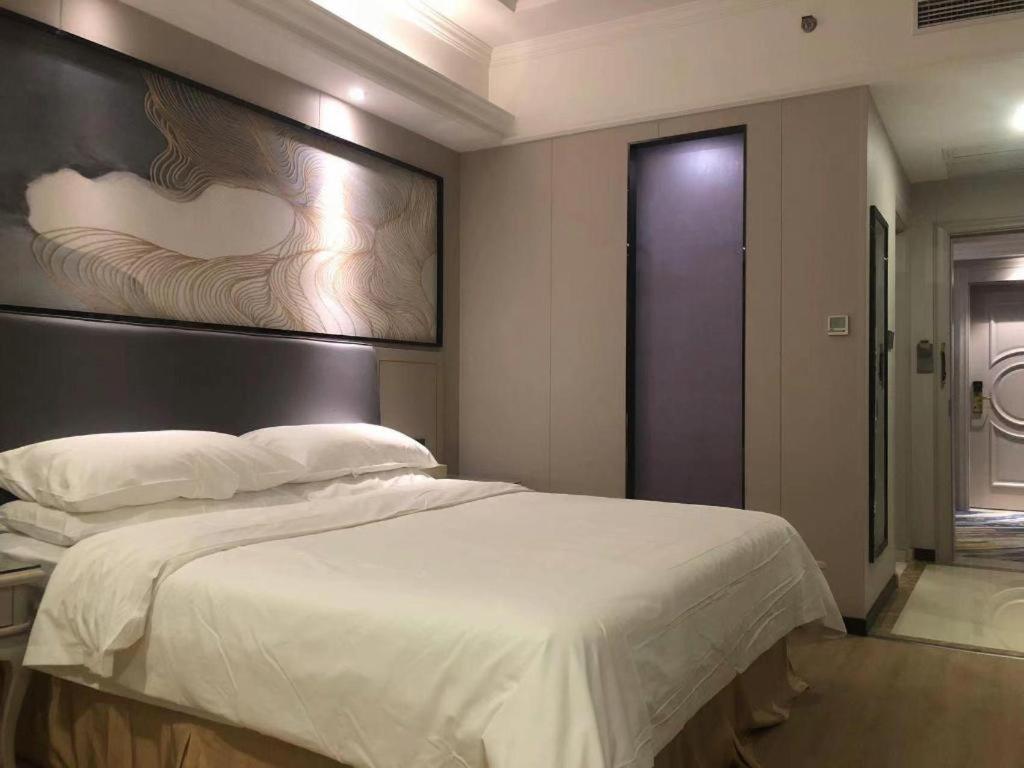 Vienna International Hotel Shanghai Pujiang Exterior photo